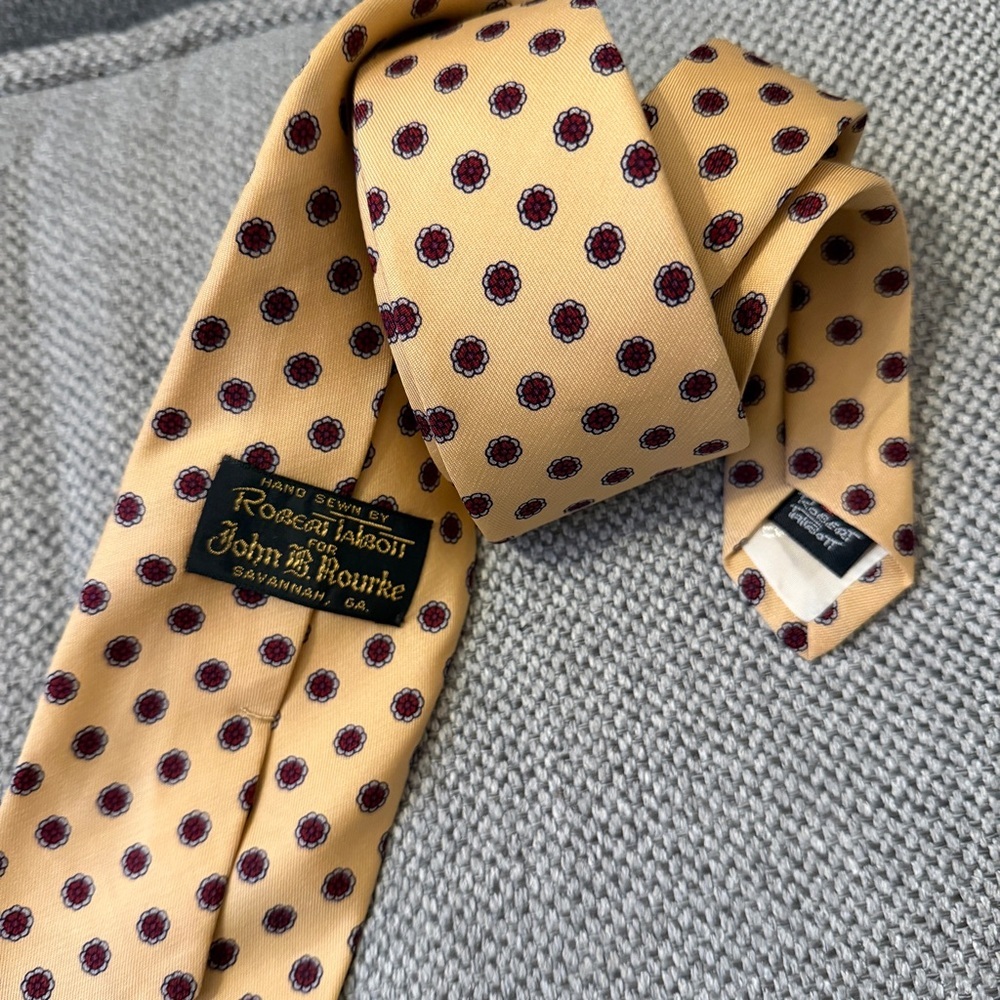 Robert Talbott for John Rourke Gold and Red Patterned Tie